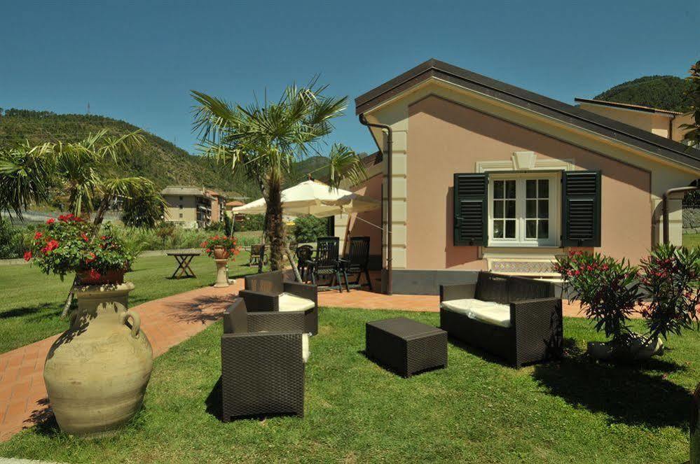 B&B Terra Di Liguria คาซาร์ซา ลิกูเร ภายนอก รูปภาพ